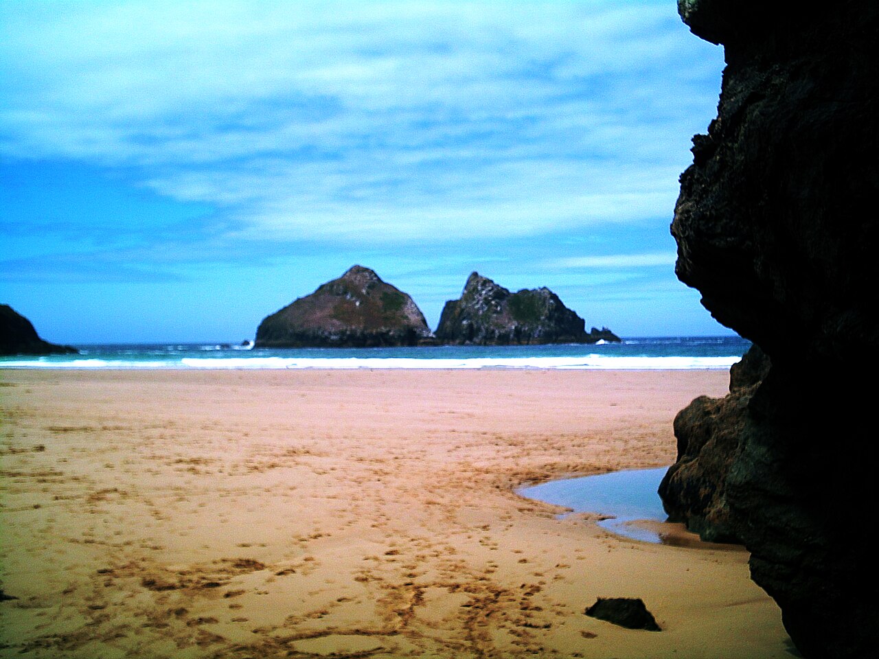 Holywell Bay